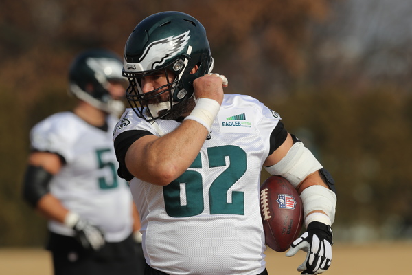 Jason Kelce keeps playing at a HOF level